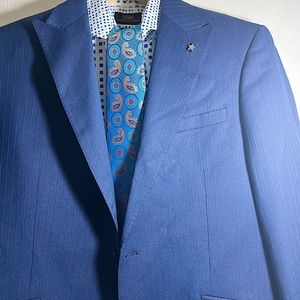 Designer men’s VERSE9 brand tie